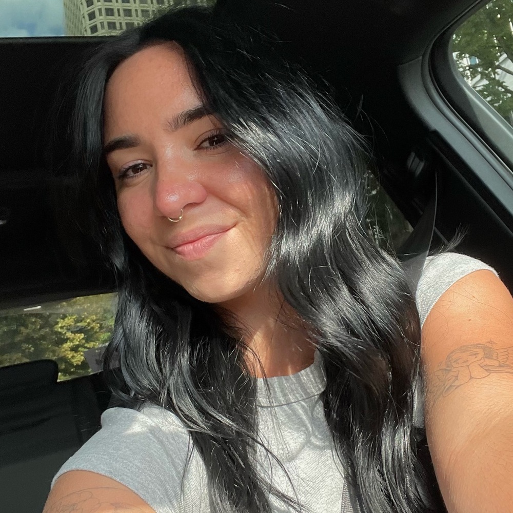 Meet your Posher, Phoebe